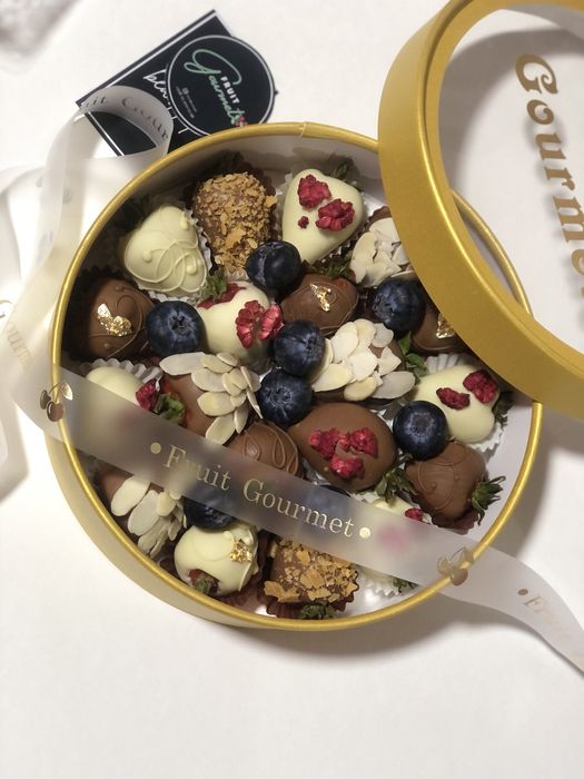 qulupnay shokolad Подарки Клубника в шоколаде