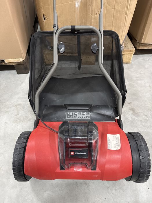 Einhell masia de tuns iarba pe baterii GE HM 18/38