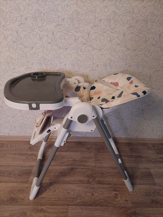 Продам стульчик для кормления