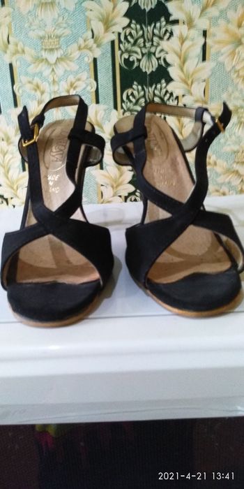 Босоножки.  Размер   37.