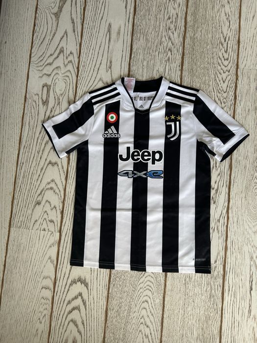 Оригинални тениски на Juventus