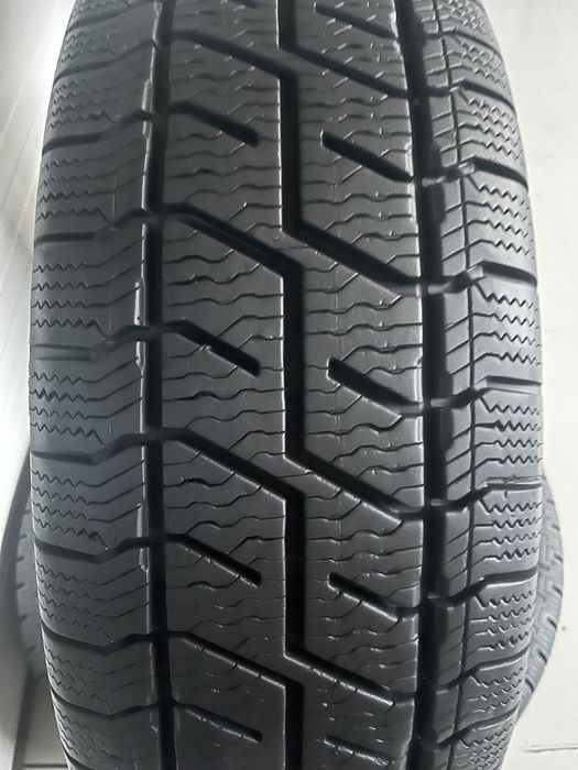4бр зимни гуми 225/75/R16C/Gislaved Euro frost van/dot3622/9.0мм