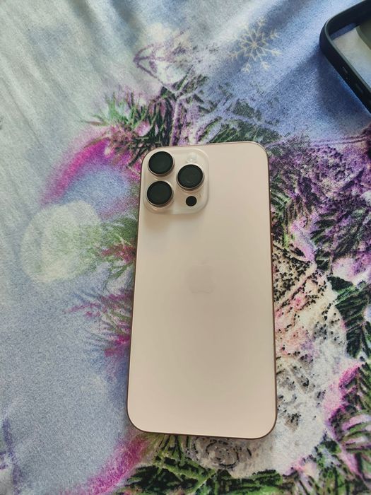 Vând IPhone 16 Pro MAX