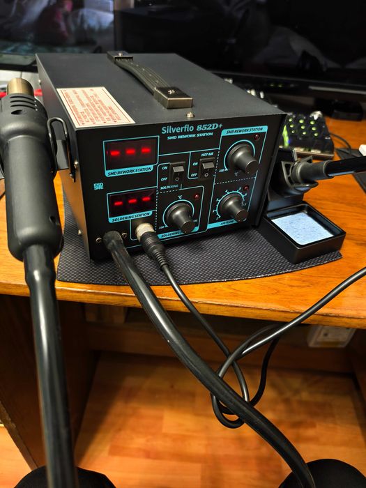 Паяльная станция Silverflo 852D+