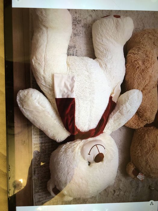 2мягких мишки ростом 1,5м