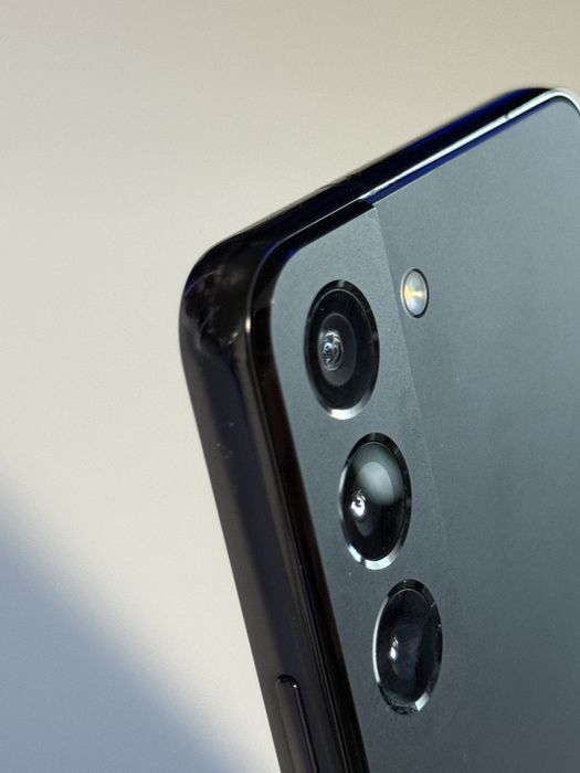 Samsung Galaxy S22 – Stare excelentă | Accept schimburi