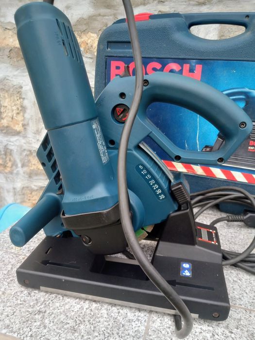 Bosch GNF 35 CA Фреза за канали в стени
