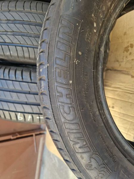 4 Michelin R17 215/65
летни гуми 
DOT3519