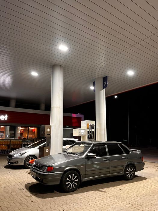 Срочно! продам машину ваз 2115