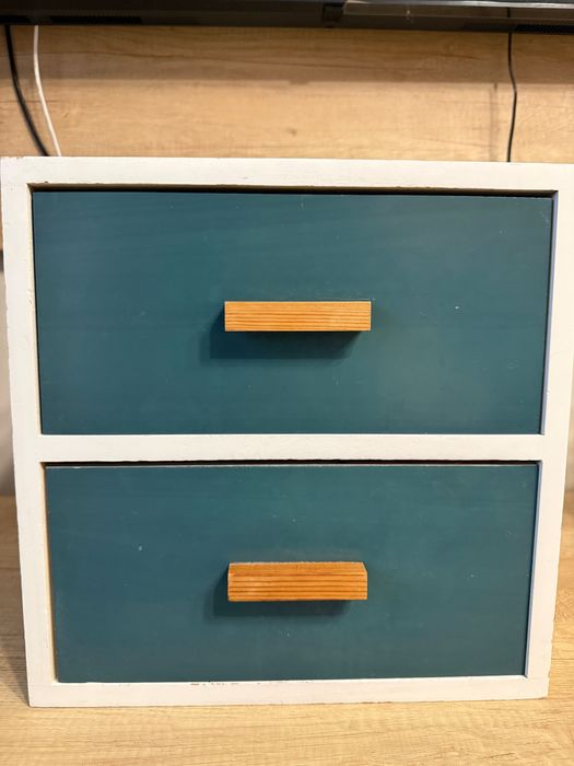 Comodă mică cu 2 sertare, stare bună, 29x35x35 cm