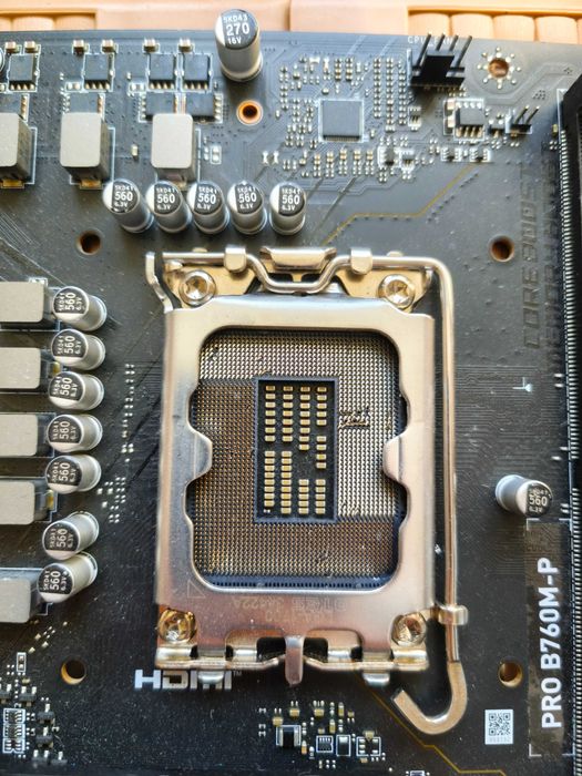 Placă de bază defectă MSI PRO-B760M-P DDR5