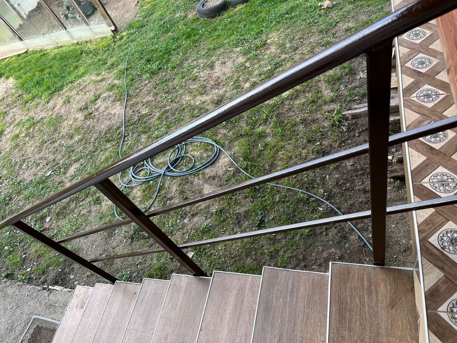 Метална ограда за външно пространство (парапет) цена на кв. м