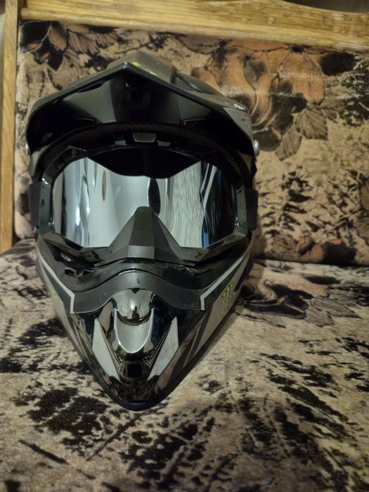 Кросова каска супер цена!