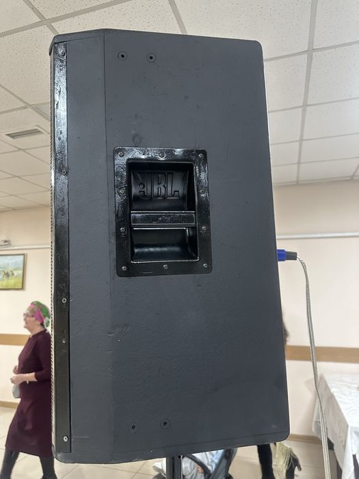 Продам музыкальную аппаратуру