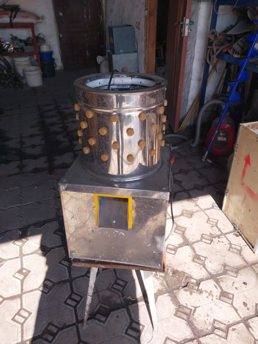 Продаётся перосемная машина для перепелов  бу