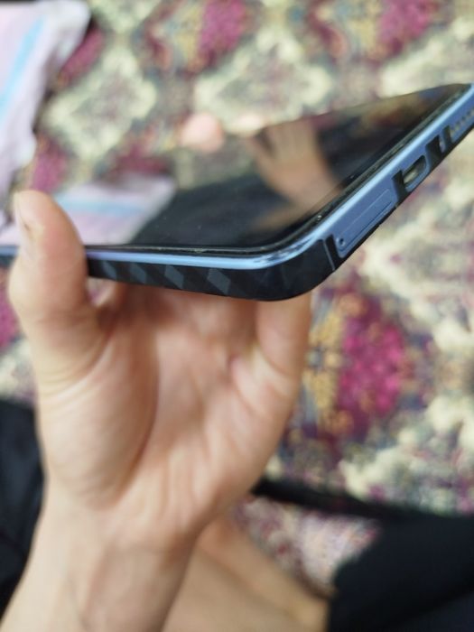 Redmi note 13 xolati 10/9