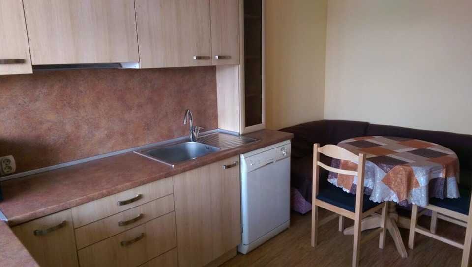 Дава се под наем Тристаен апартамент в Бургас, Възраждане - 90 кв.м за 255 € - Снимка #9