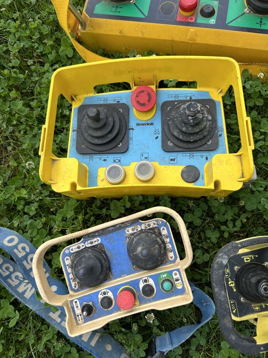 Radio telecomenzi pentru macara manitou etc