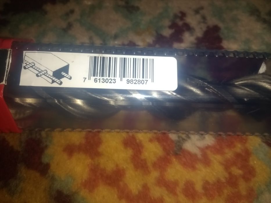 Vând burghiu Hilti SDS 24 nou preț 360 Ron.