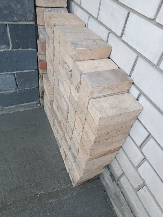 Шамотны огнеупорны кирпич