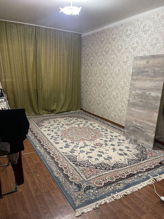 Продаётся двух комнатная квартира