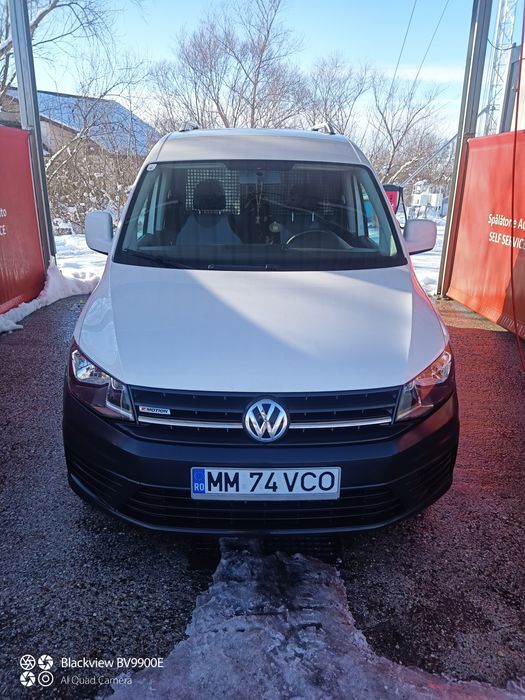 Vw Caddy stare foarte bună  fără zgârieturi mai multe detalii la telef