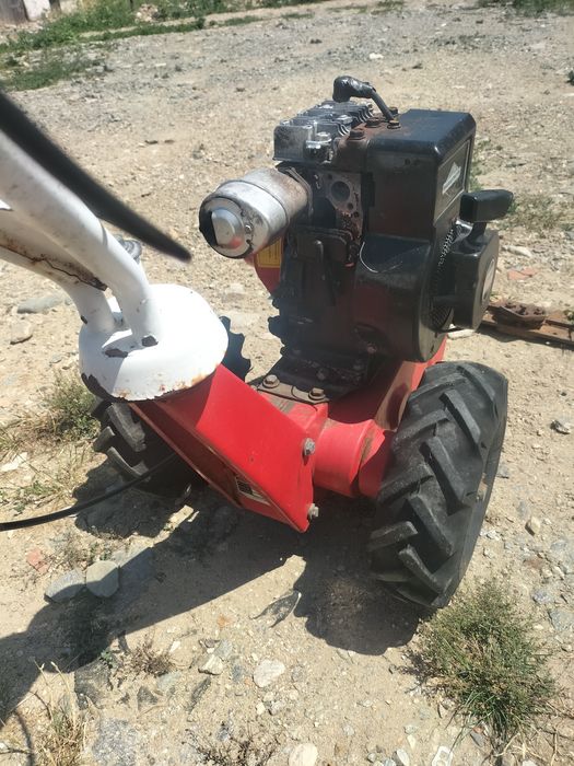 Cositoare iseki adusă din Germania funcționează doar carburator.