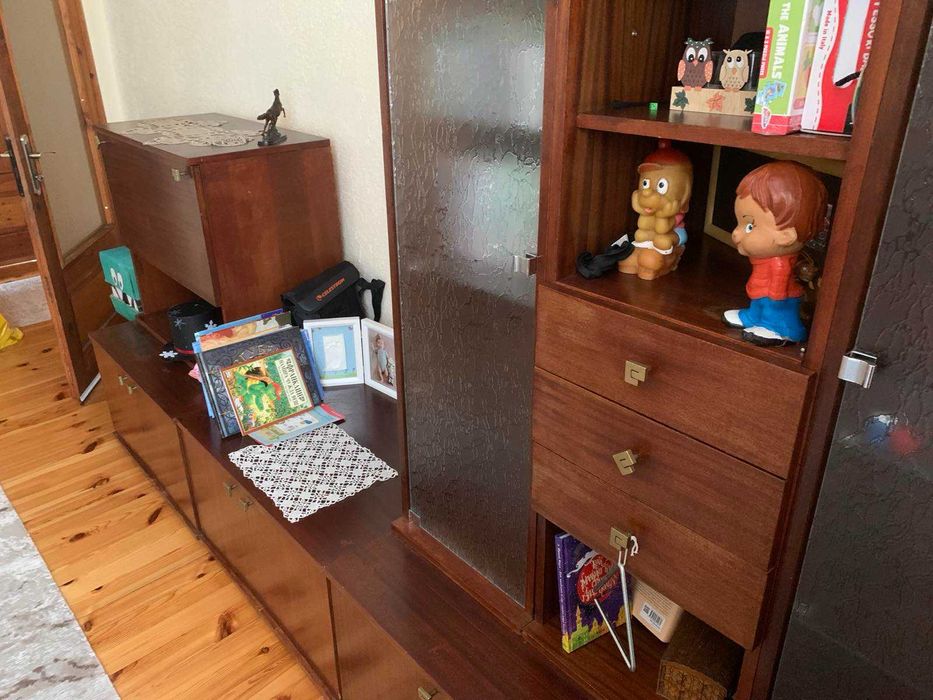 Продавам холна секция