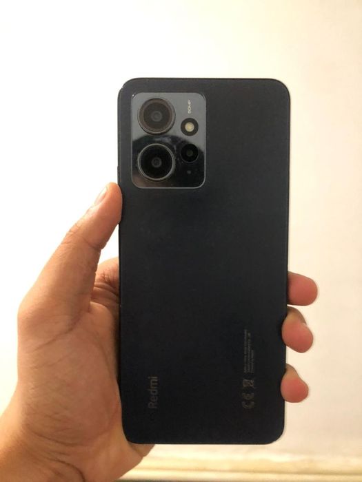 Продаю телефон Redmi Note 12