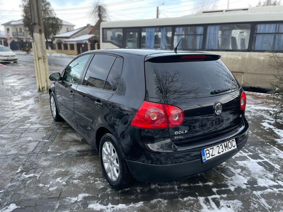 Wolksvagen Golf 5 1.6 MPI Benzină 102cp