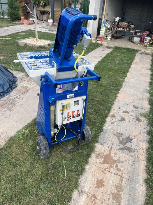 Pompa glet si tencuit 220