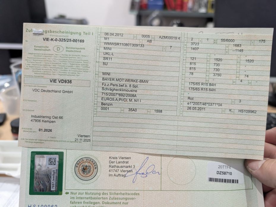 Mini One Cooper 1,6i Bi-Xenon