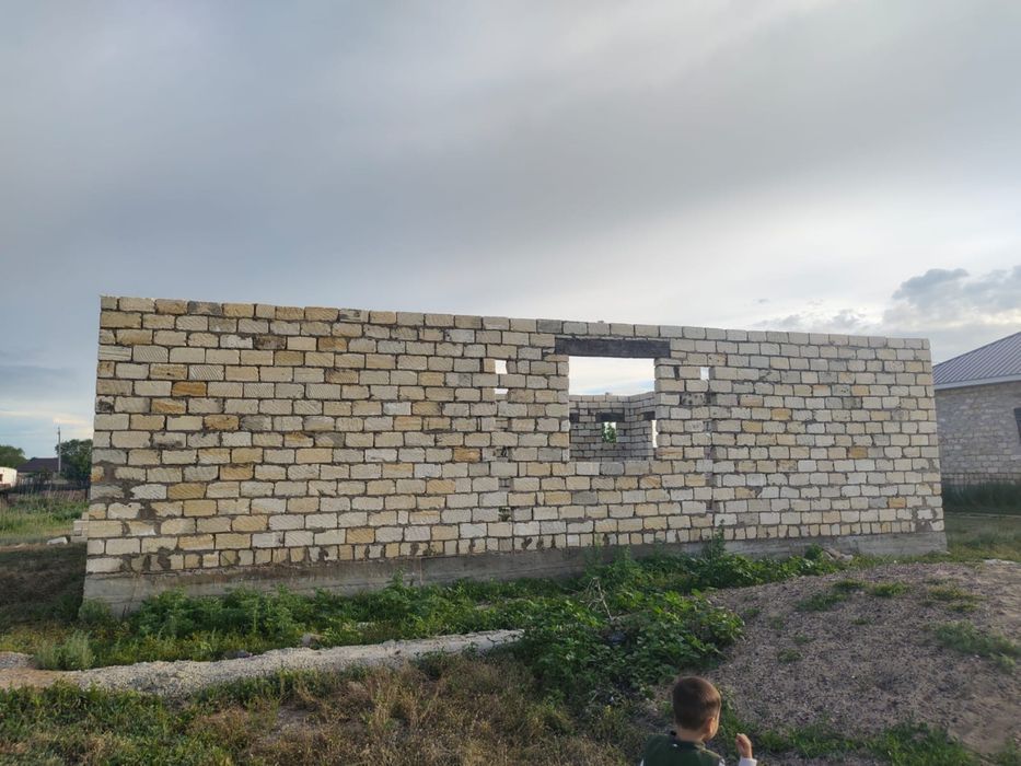 Құршасайдан черновой үй  сатылады.