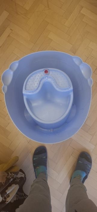 Продавам вана за деца