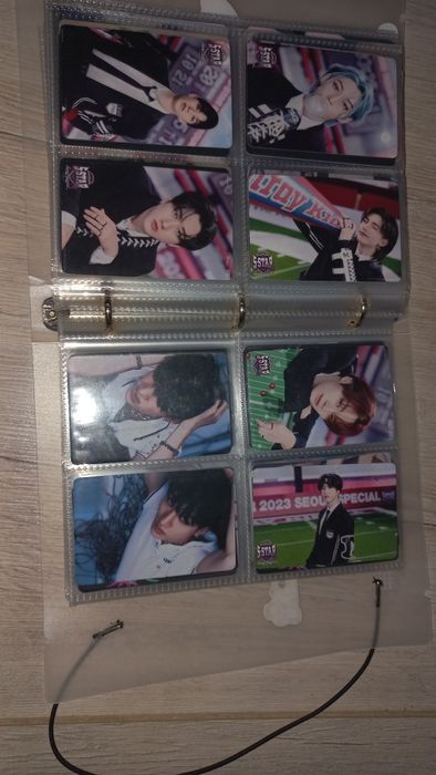 Карты stray kids, клип:LALALA