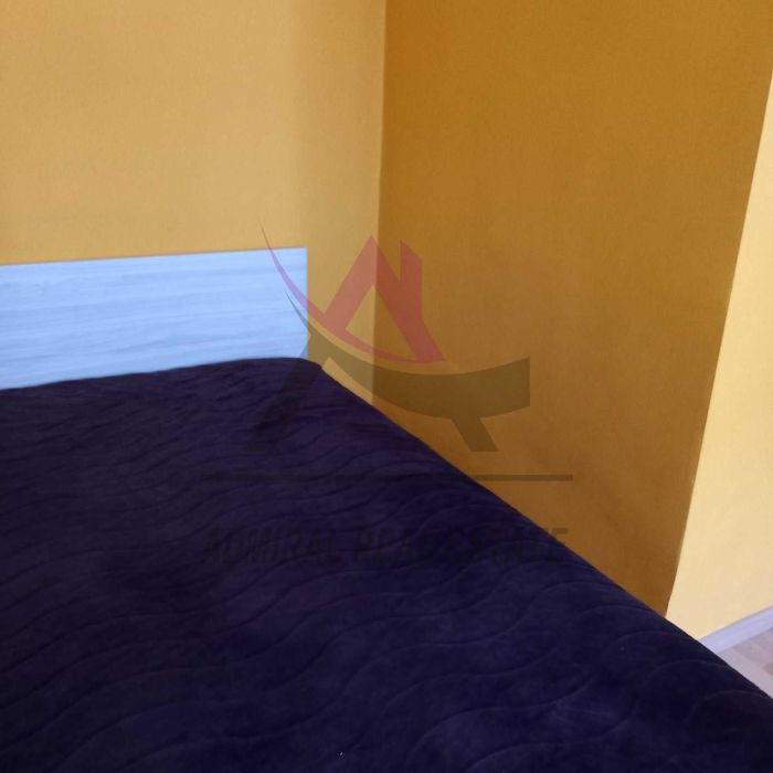 Дава се под наем Двустаен апартамент в Варна, Колхозен пазар - 45 кв.м за 378 € - Снимка #2