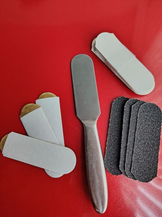 Пила за педикюр с самозалепващи се ленти