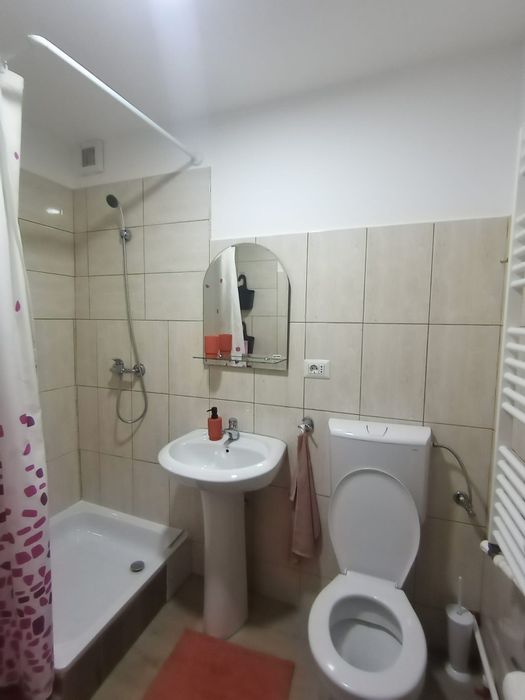 Închiriez garsonieră zona Doi Stejari,