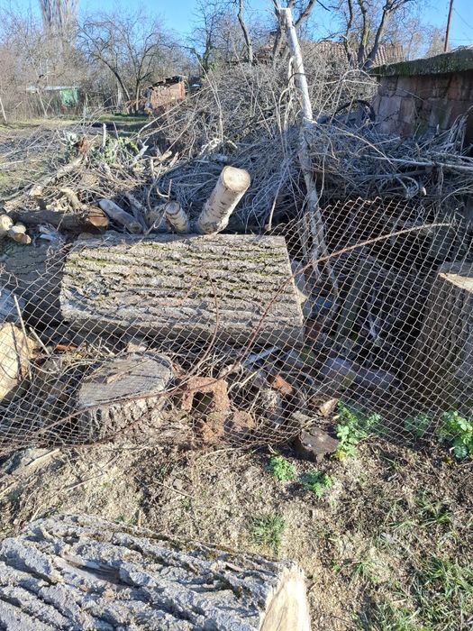 Подарявам дърва за огрев