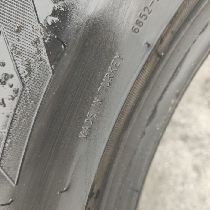 Продам шины в отличном состоянии