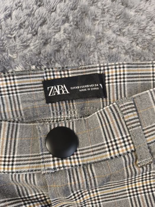 Pantaloni office elastici Zara