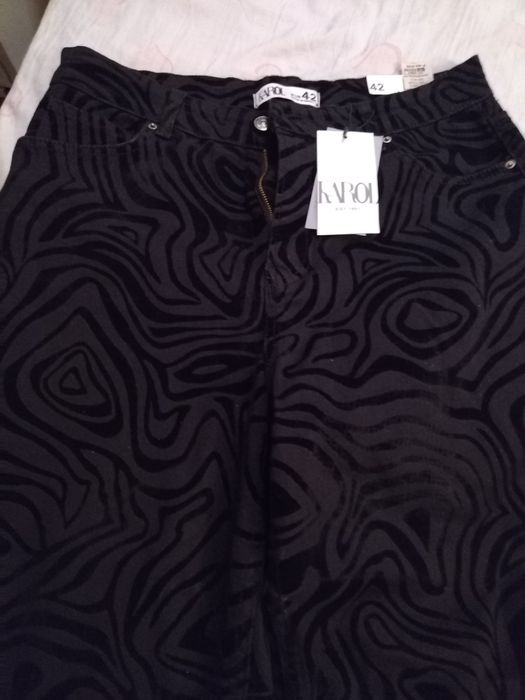 Дамски дънки чарлстон