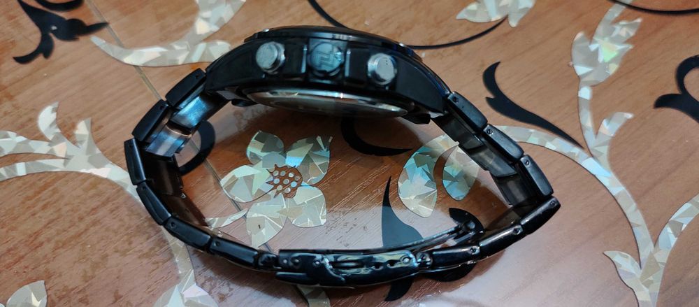 Часовник Naviforce