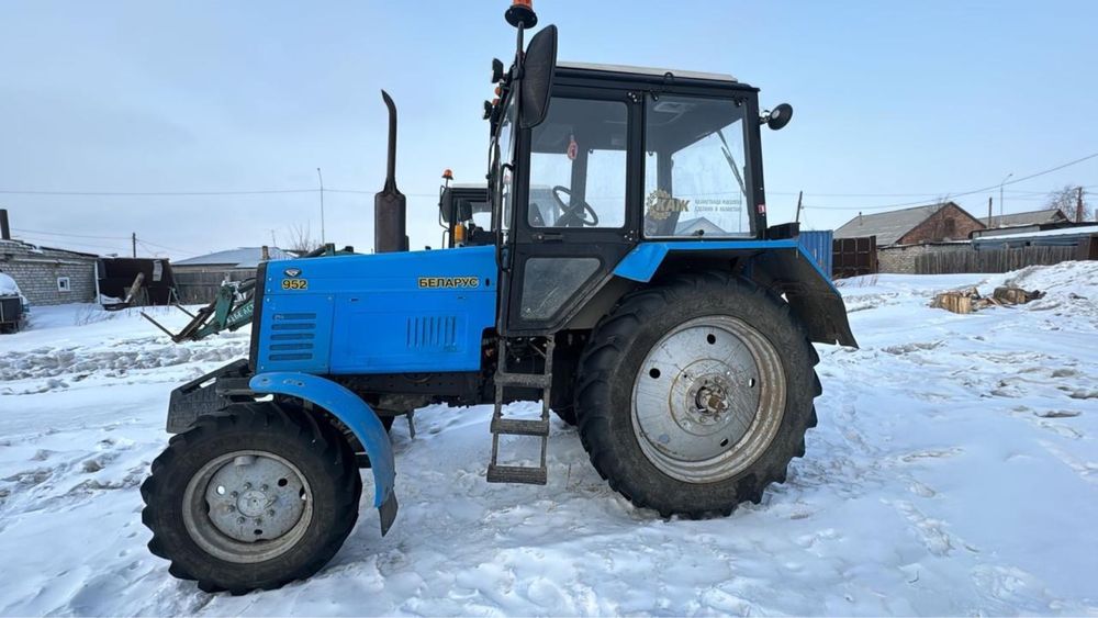 Продам трактор мтз 952