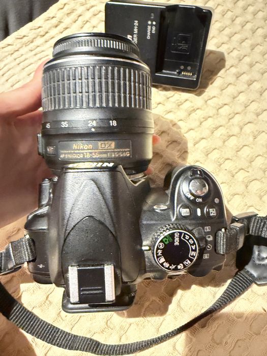 Камера Nikon D3100