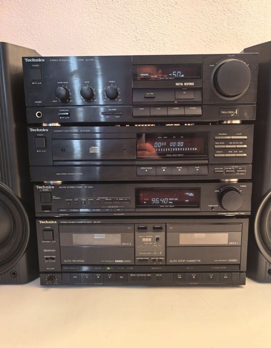 Amplificator Technics SU X101 deck RS X101 Tuner ST X301 CD player SL PJ27A Boxe SB  CH610 bass reflex telecomanda programabila