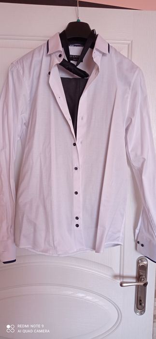 Нов стилен мъжки костюм