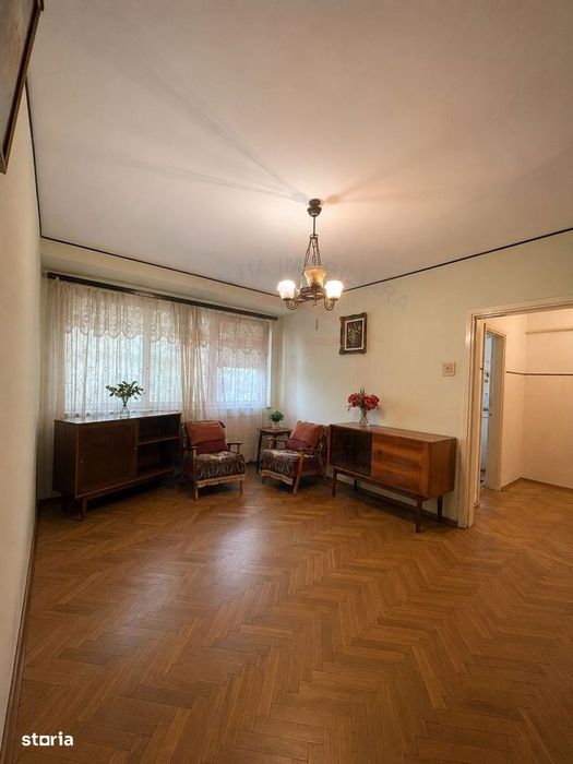 Apartament luminos, 2 camere semidecomandate, parter – Parfumul Teilor