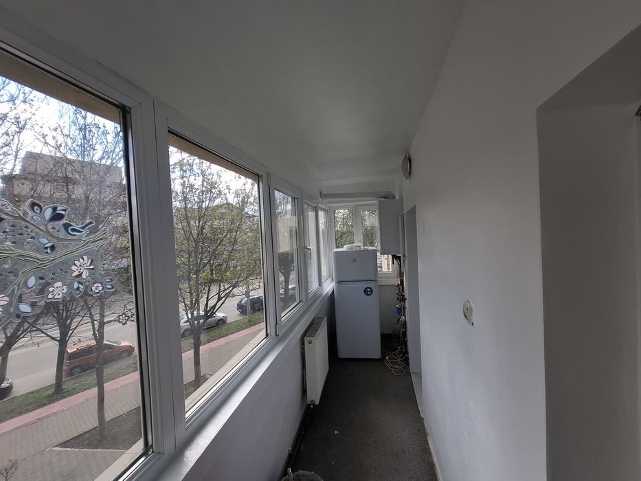 Inchiriez apartament 1 camera -45 mo