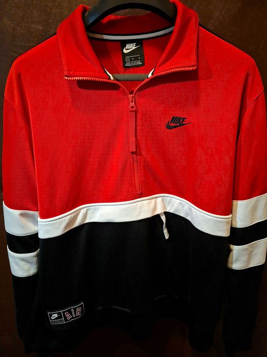 Оригинално Nike AIR  / Найк горнище с къс цип и скрит джоб